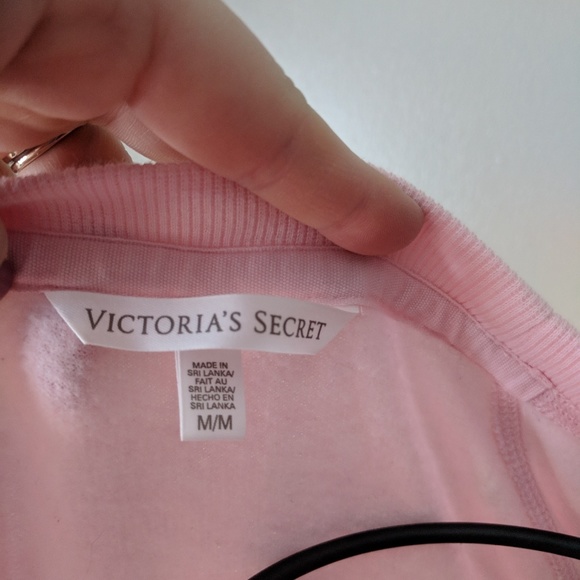 Victoria's Secret scoop neck sweatshirt 🌺 - Picture 4 of 4